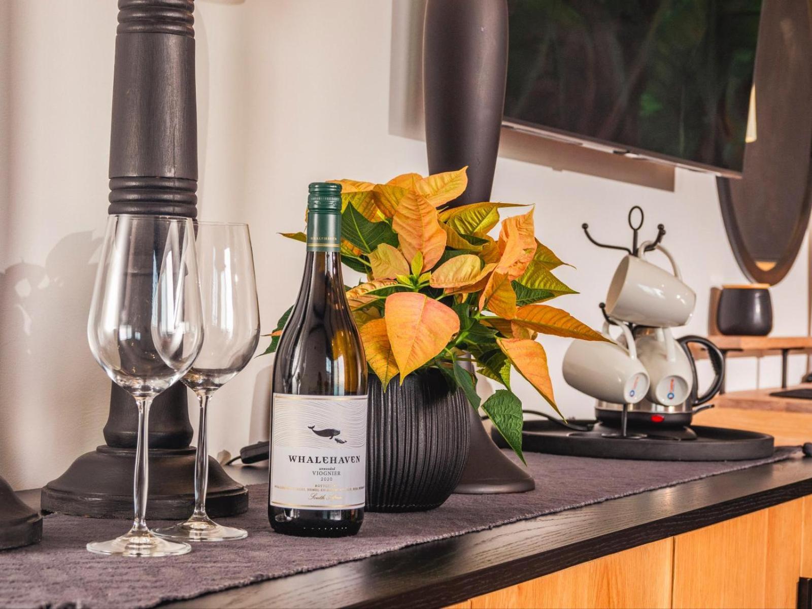 Boutique Ocean Views - Incorporating Wendy'S Hotel Hermanus Room photo