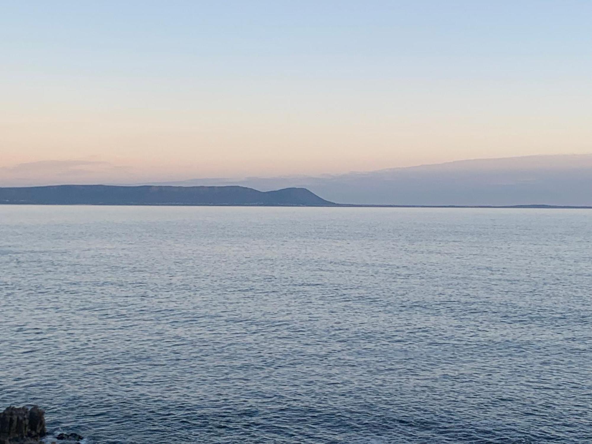 Boutique Ocean Views - Incorporating Wendy'S Hotel Hermanus Exterior photo
